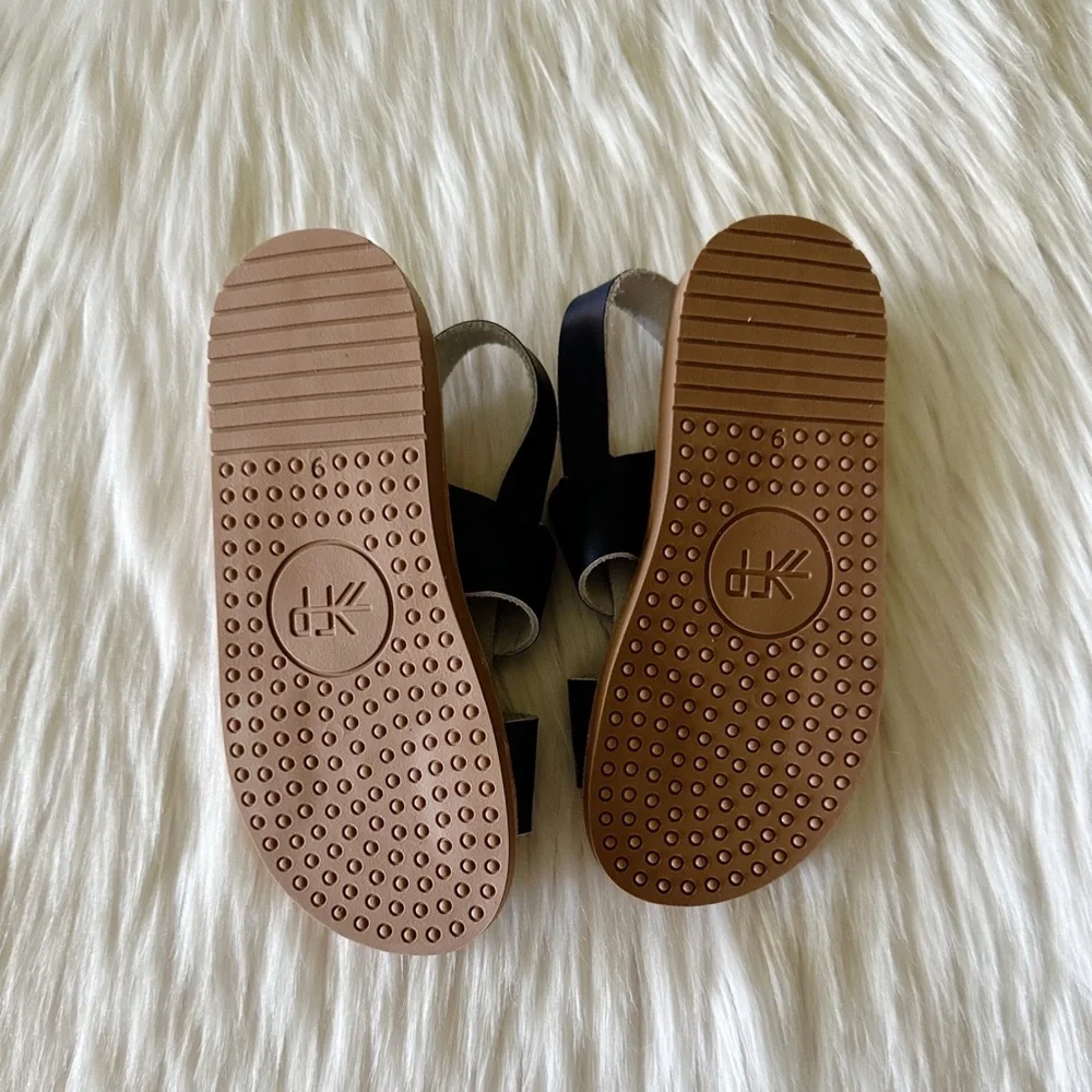 Kids Navy Leather Strap Sandals
